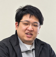 システム開発部 日浦氏